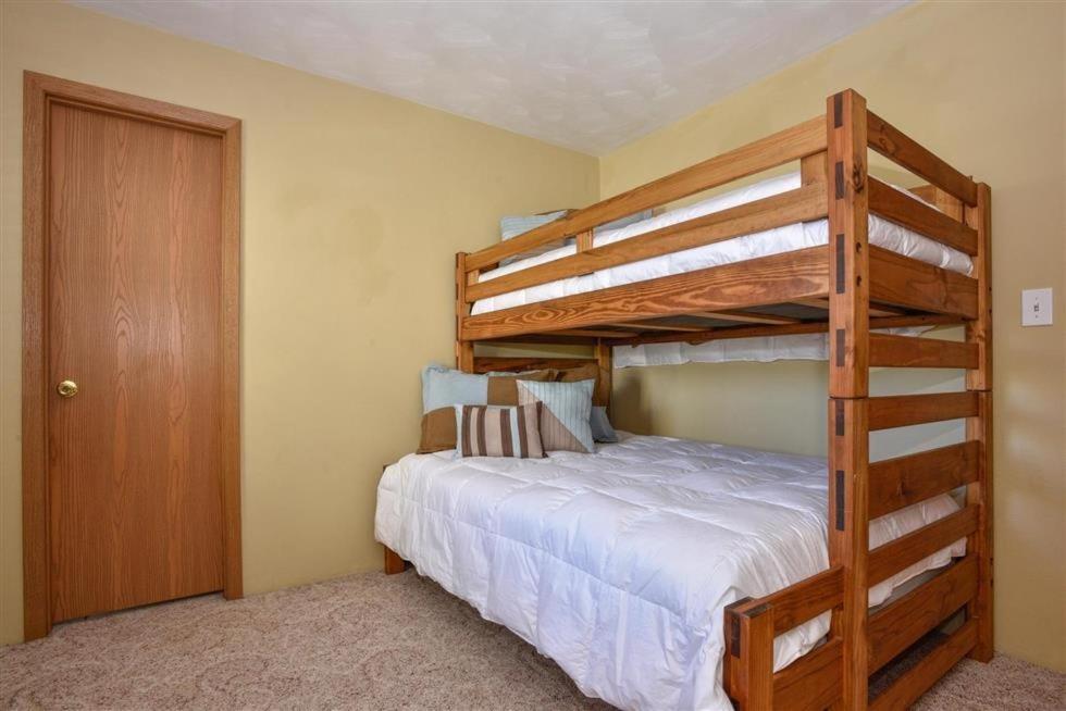 Apartment Seven Springs Woodridge 3 Bedroom Premium Condo, Sleeps 7! *